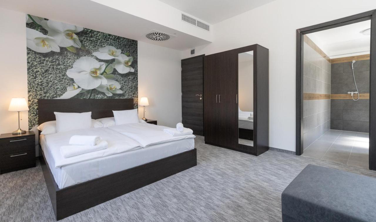Hajdúszoboszló Panzio 81 B&B 외부 사진