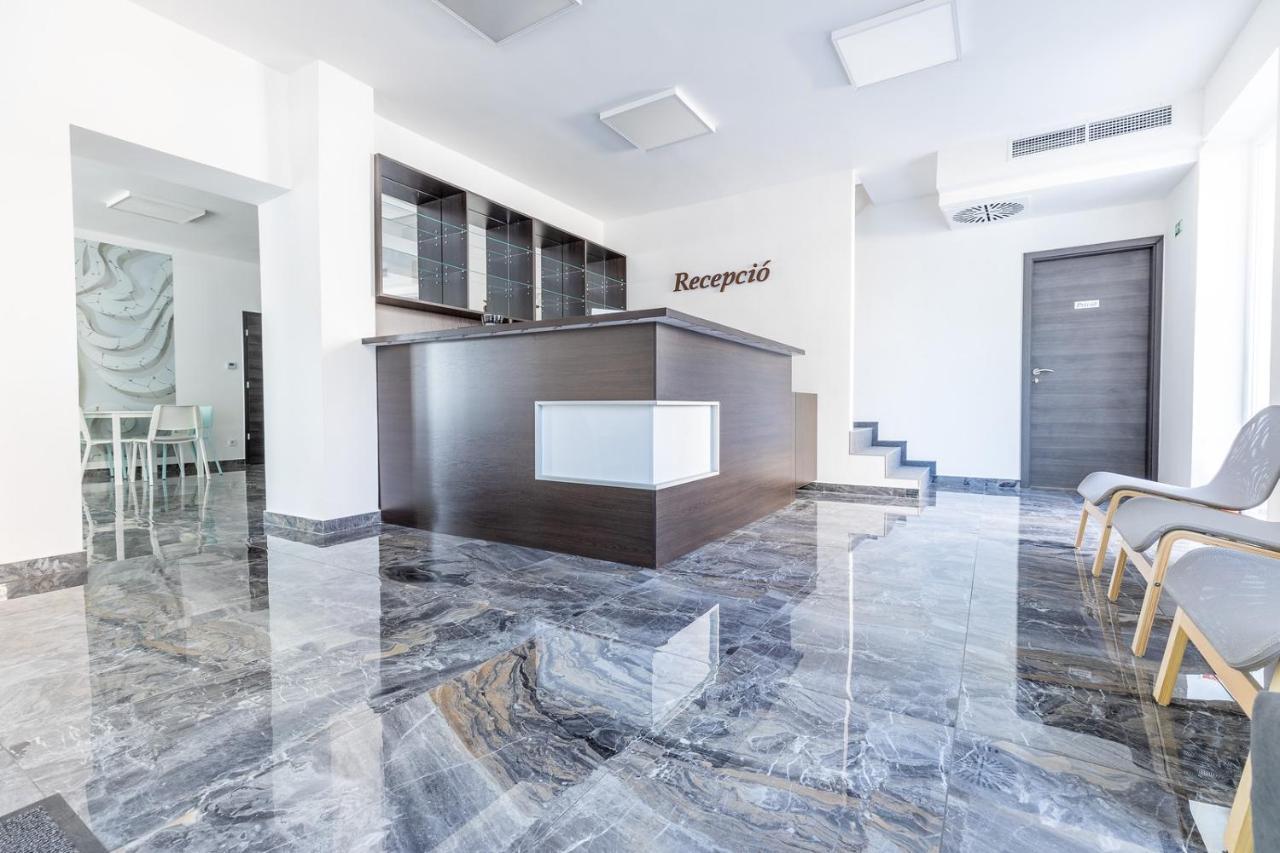 Hajdúszoboszló Panzio 81 B&B 외부 사진